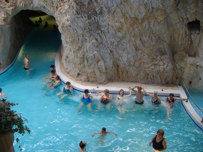 Лиллафюред - мишкольцтапольца с шоппингом в аутлете м3 - полгар